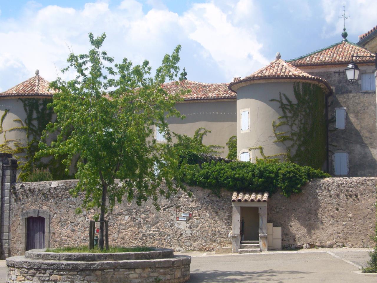 St Maurice Navacelle
