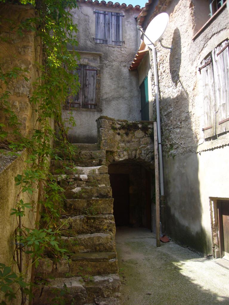 St Maurice Navacelle