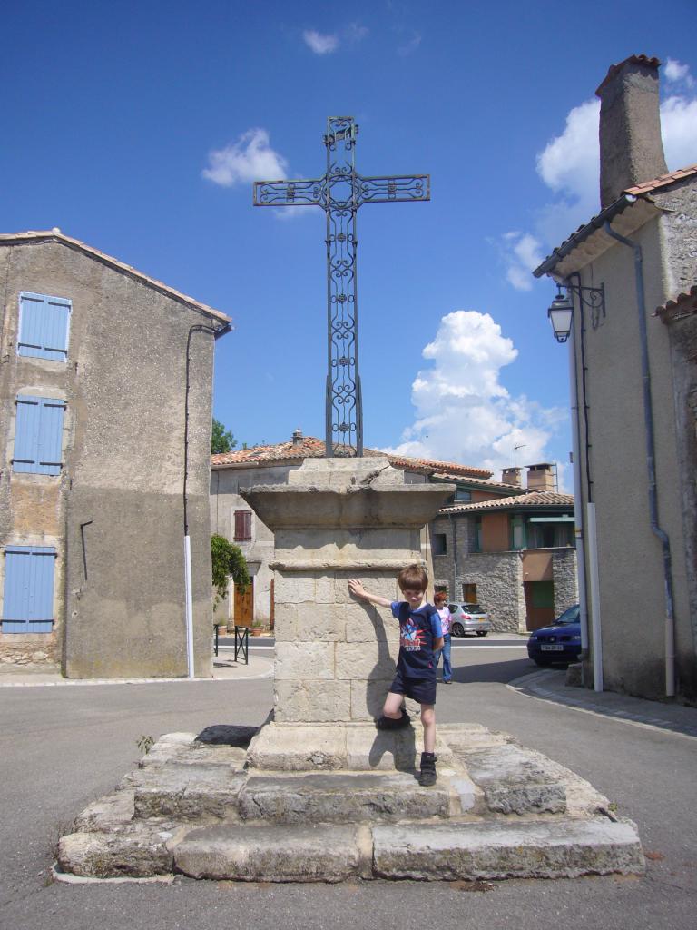 St Maurice Navacelle