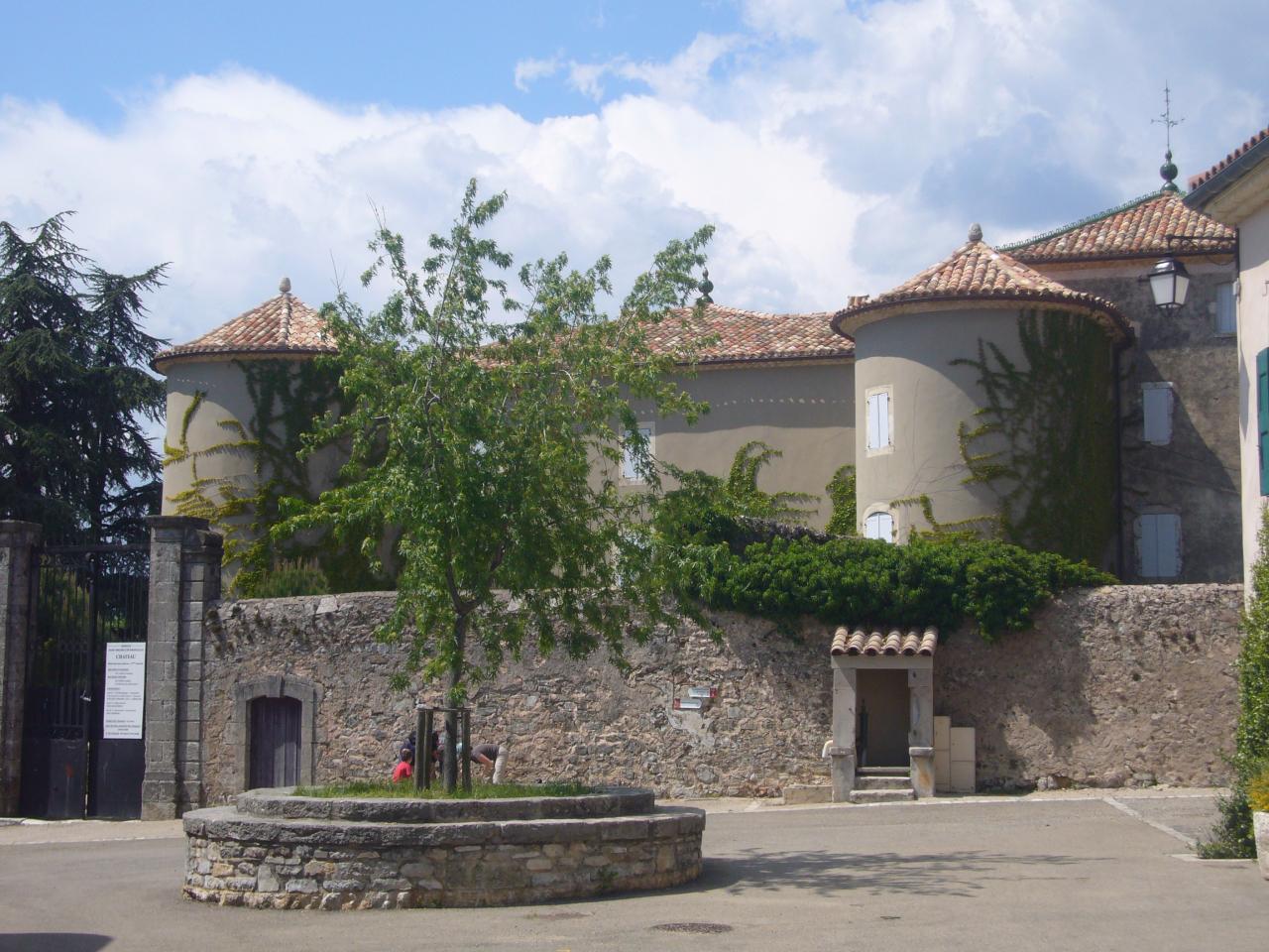St Maurice Navacelle